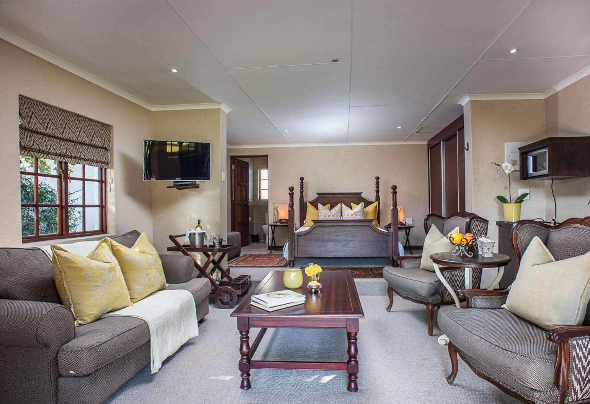 River Meadow Manor Centurion Exteriér fotografie