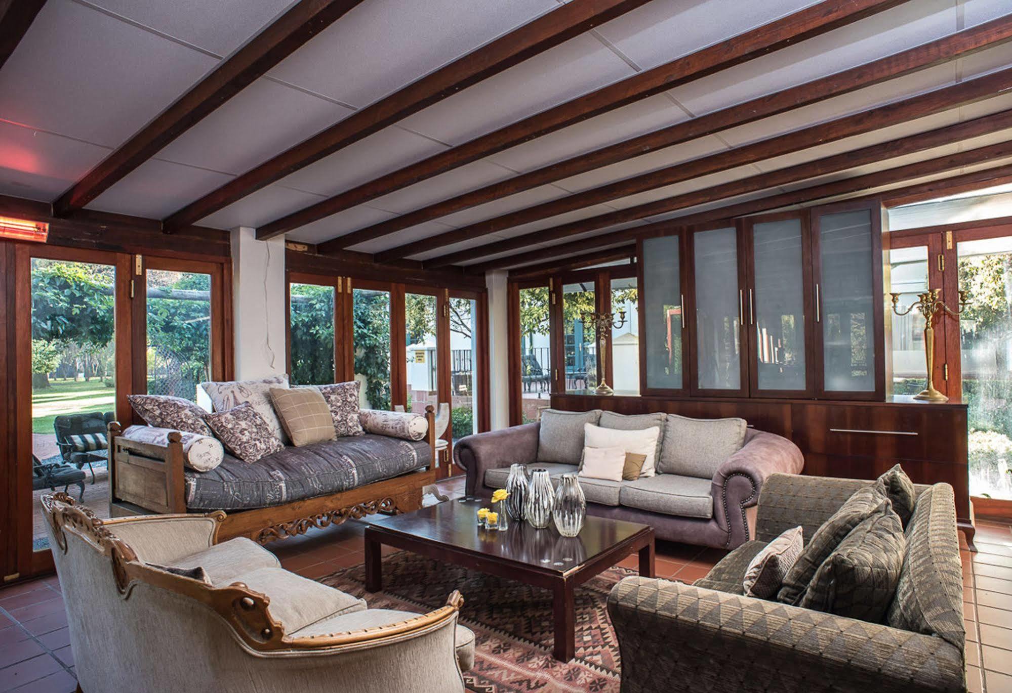 River Meadow Manor Centurion Exteriér fotografie